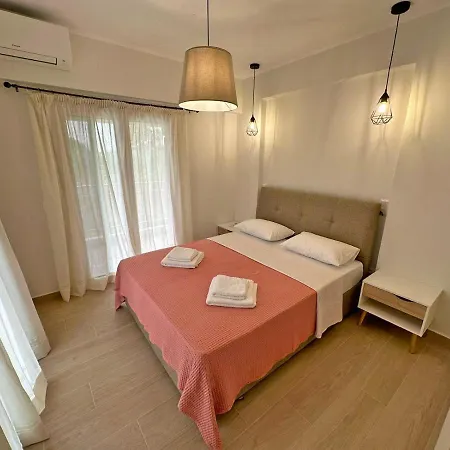 빌라 Maison Riviere Kalligoni